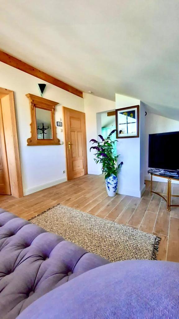 Ferienwohnung In Seenaher Kuenstlervilla In Gstadt Gstadt am Chiemsee Eksteriør bilde